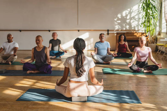 Meditation is Beneficial for Sleep and Health,Meditation Brings the Mind Back to Tranquility, Eliminating Worries and Anxieties.