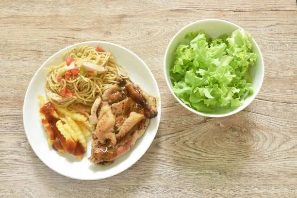 7 Ways to Stay Healthy When You're on the Go